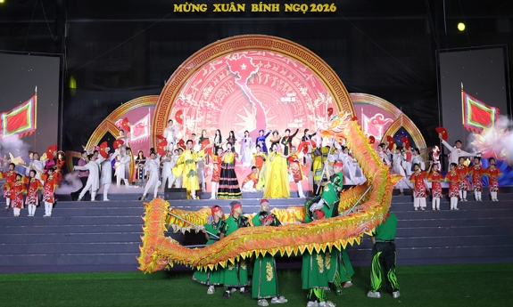 Bắc Ninh: Ấn tượng chương trình nghệ thuật đêm giao thừa